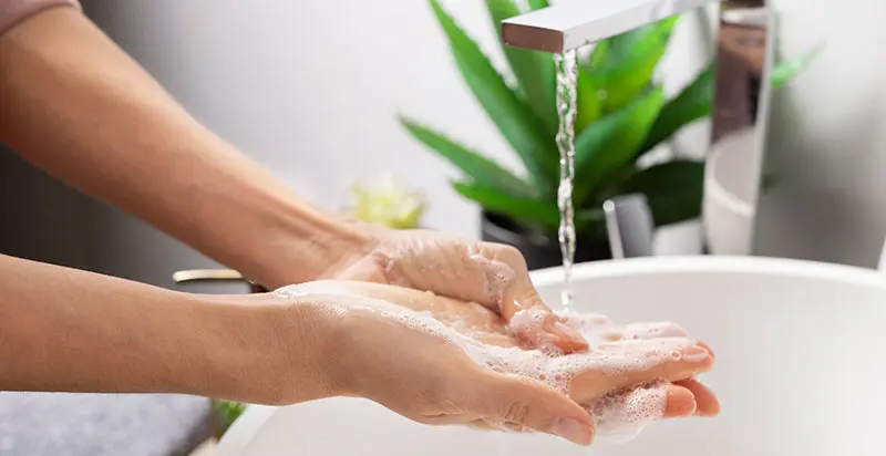 lavage des mains au savon